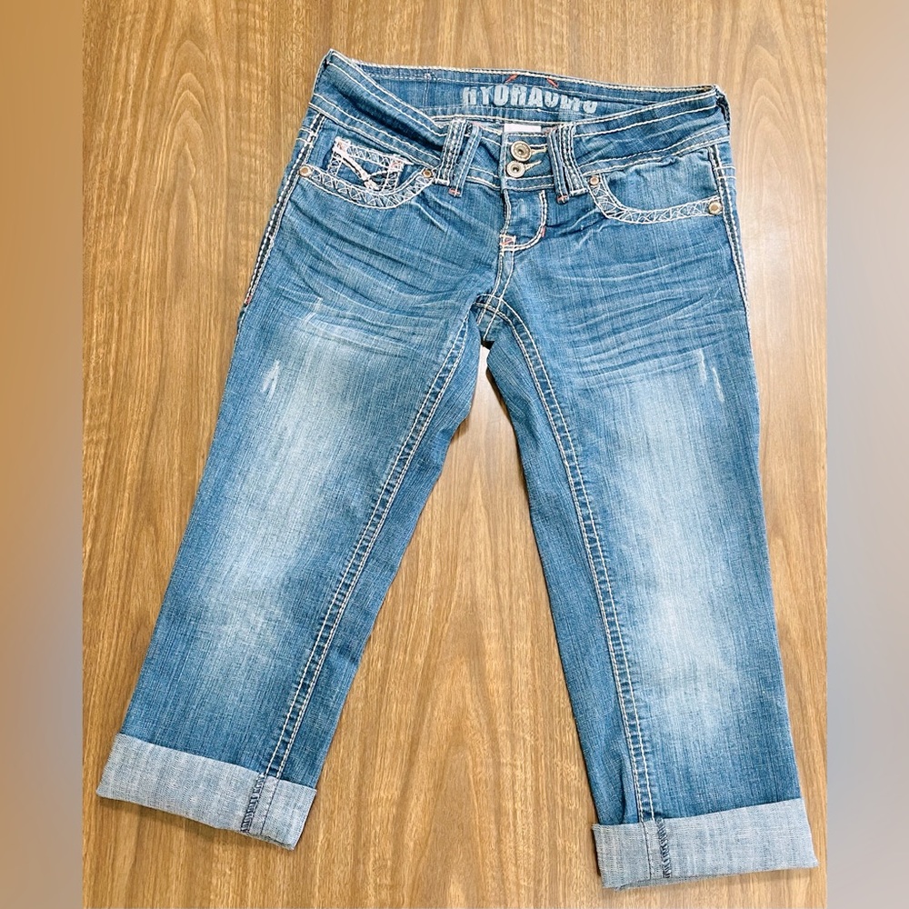 HYDRAULIC CAPRIS